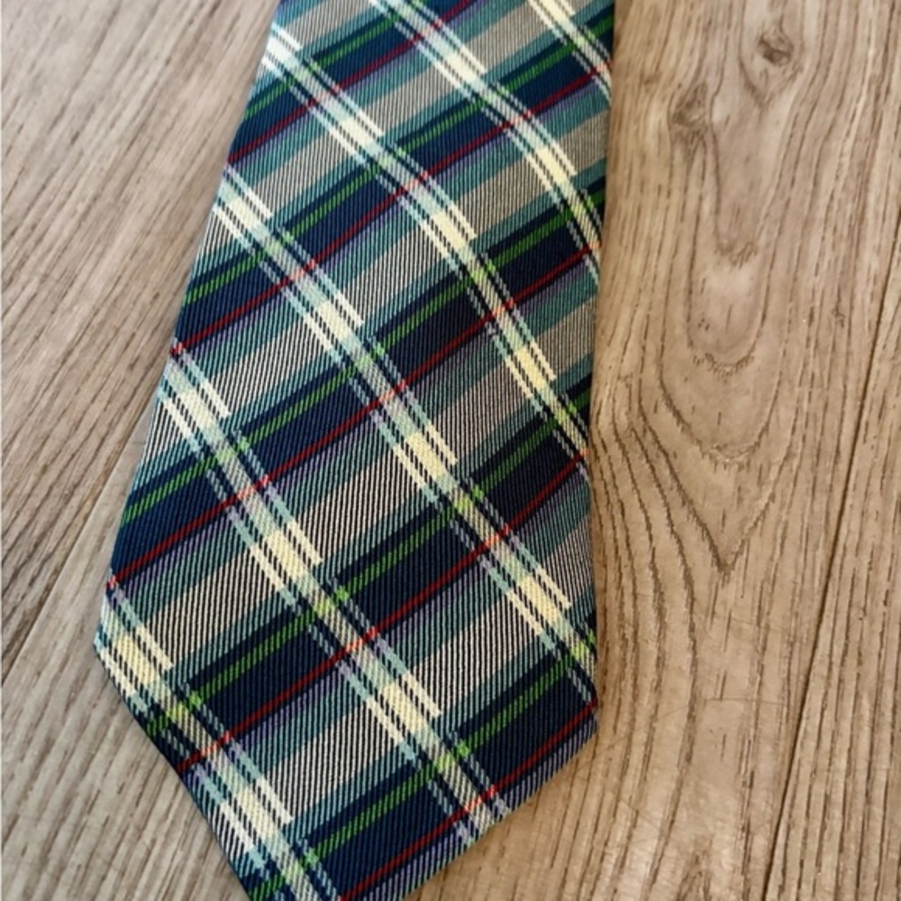 Emporio Armani Plaid Tie in Navy and Green. Silk. Made in Italy